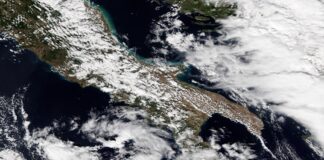 Red Warning advice issued by safety charity as damaging winds expected by Storm Darragh 1043px 91M 2023 25 09 2023