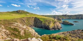 Awdurdod y Parc Cenedlaethol yn gweithredu er mwyn gwarchod tirwedd Sir Benfro rhag gwersylla anrheoledig 21 Porth Maenmelyn 01 Small