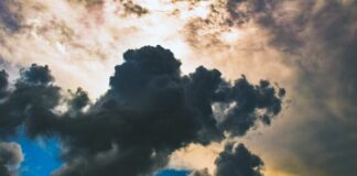 Storm Darragh set to cause havoc in the UK: Tips on driving safely in severe conditions clouds 4496851 1280