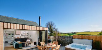 Last-minute Valentine’s Day Retreats UK Perfect Stays The Nook exterior 2 scaled