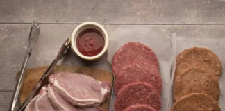 Winter BBQs are heating up: Searches for “winter BBQ ideas” surge by 5,000% across the UK campbellsmeat campbellsmeat bbqessentialsbox 16321242821650BBQessentialsbox1 b4ebd1f1 8c4f 4fa0 a56f 254aa43e552c 600x900 crop center