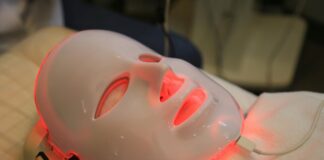 Red light therapy is the answer to a good night’s sleep, says sleep expert pexels dinc tapa 691009 7216285 scaled