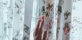 How To Declutter Your Home & Make Room For New Trends pexels oandremoura 3938606