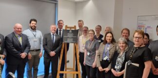 Agoriad swyddogol cyfleusterau mamolaeth a newyddenedigol gwerth £25.2m yn Ysbyty Glangwili 9f1fc1999b3c4d48 org scaled