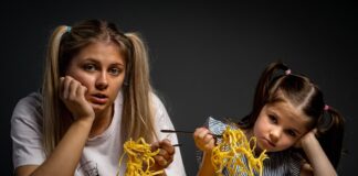 Understanding Eating Disorders & Mental Health: Eating Disorders Awareness Week mother 6302304 1280