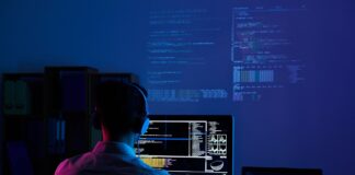 New Research Reveals UK Tech Professionals Desire 20% Pay Raise to Stay Put software developer 6521720 1280