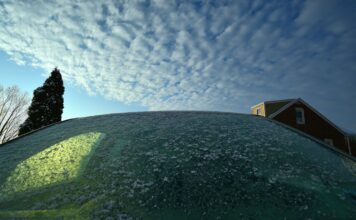 Arctic weather: defrost your windscreen in SECONDS pexels jay brand 1763356224 30207407
