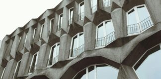 How Architecture Tells Stories About the Cities We Live In elena saharova FH8OD3saP 4 unsplash scaled