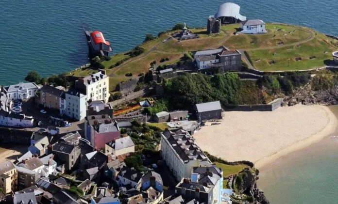 g d castle beach tenby gareth davies photog g d castle beach tenby gareth davies photog
