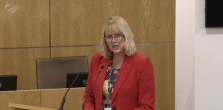 ‘Something must be done’: Senedd debates calls for smartphone-free schools 250514 phones