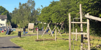 £5m i wneud meysydd chwarae a mannau chwarae yn hwyliog Playground 2 cropped