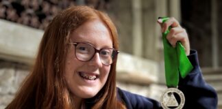 Elin Undeg Williams wins the Drama Medal at Eisteddfod yr Urdd Dur a Môr, Parc Margam a’r Fro Prif Ddramodydd Eisteddfod yr Urdd 2025 Drama Meda