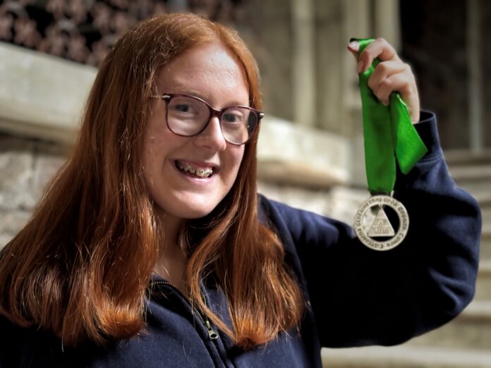 Prif Ddramodydd Eisteddfod yr Urdd 2025 Drama Meda