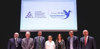 Working together to boost the Welsh language in Carmarthenshire 04 06 2025 partneriaieth cdc cyngor sir gar 1107