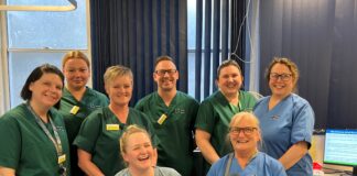 Bydd offer newydd yn helpu i leoli gwythiennau cleifion y GIG Handheld Vein Viewing Systems for Withybush Outpatients