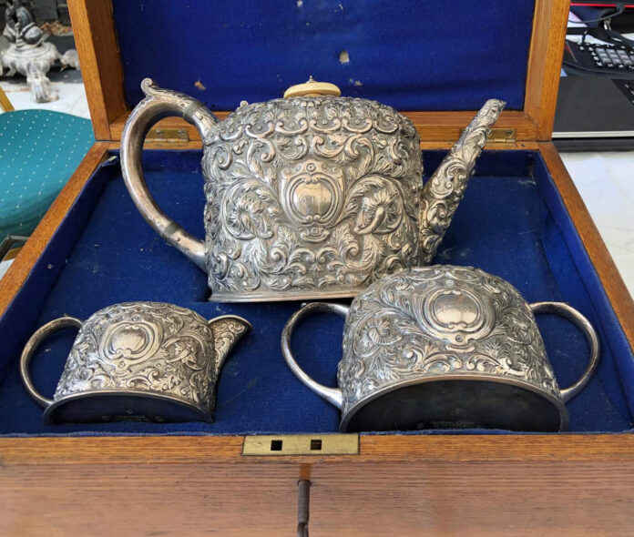 Scottish silver tea set Kington Scottish silver tea set Kington
