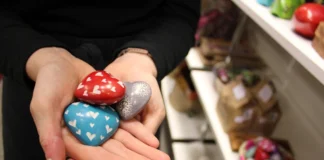 Manorbier School Summer Celebration: A Joyful Stand Against The Threat Of Closure heart 2365746 1280