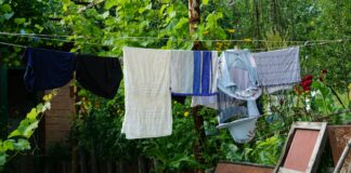 UK Households Warned Not To Dry Clothes Outside This Week dmytro glazunov ftufRQ6mUC4 unsplash