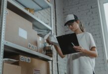 Graduates Looking For Summer Job? Here’s How To Find One pexels tima miroshnichenko 6169027