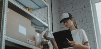 Graduates Looking For Summer Job? Here’s How To Find One pexels tima miroshnichenko 6169027