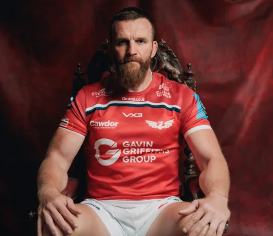 Scarlets unveil stunning new home kit for 2025-26 campaign Scarlets Home 10.jpg