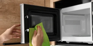 Food Safety Experts Share Guidance On How To Clean A Microwave Safely microwave clean