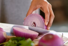 Martha Stewart’s Timeless Kitchen Hack And A Culinary Expert’s Genius Tips To Streamline Your Cooking e489c9256dd814601150b01bedbc1dcd