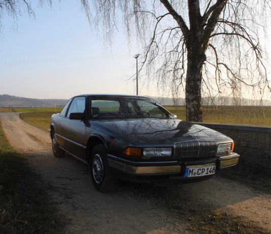 Back To School Warning Issued Over Car Engine Idling pexels stefan 239928581 33616279