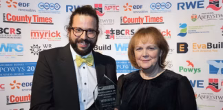 Powys drinks company wins award for excellence in sustainability Sobremesa Drinks