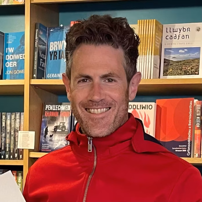 Strata Florida Dr Eurig Salisbury Strata Florida Dr Eurig Salisbury