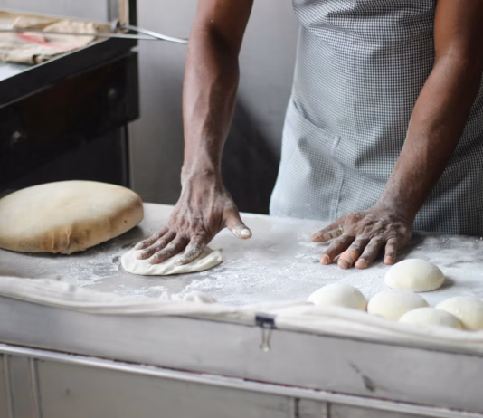 Bake-Off Blunders: Cheltenham Michelin Starred Chef Reveals Key Tips To Avoid Bake-Off Mistakes pexels pexelsgoodboy 3218467