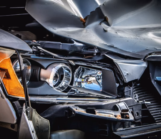 1 In 4 Britons Say They Feel Anxious About Driving: Biggest Fears Revealed car accident