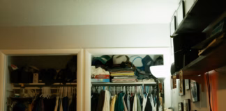 Households Warned Musty Smell In Wardrobe Could Be A Sign Of Rotting Clothes photo 1742453161018 73e39a241541