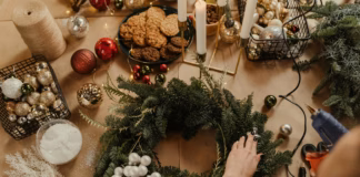 Easy DIY Christmas Decorations To Wow Your Neighbours pexels cottonbro 6063136