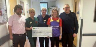 Rhedwr o Glanaman yn codi £700 ar gyfer uned ddydd cemotherapi Ysbyty Tywysog Philip Ceris Powell press photo cropped.png