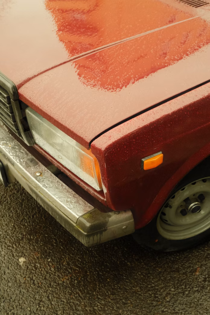 photo 1768917586816 da9ab3e063a2