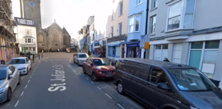 Tenby Animal Signage tudor sq g s