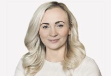 Elusen y GIG yn ariannu hyfforddiant canlyniadau gwaed i dechnegydd fferyllfa Ruth Williams Understanding blood results