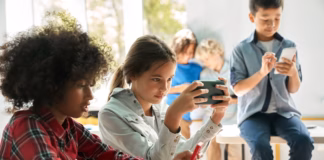 Parenting Steps On How To Minimise The Negative Effects Of Media On Youth children social media