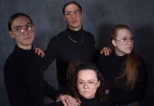 1 IN 5 People In The UK Rarely See Friends Or Family photo 1730272768147 2b1442f8a965