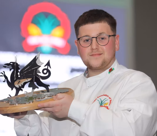 Four Welsh chefs competing in Global Chefs Challenge Finals on home soil Calum with trophy1