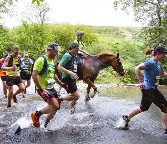 Llanwrtyd Wells serves up plenty of variety in 2026 events programme Runners & Riders in Man v Horse race