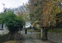 Call To Replace Spiral Staircase In Local Mansion hean castle entrance gs