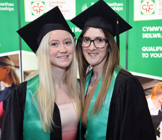 Mother and daughter graduate together at apprenticeship ceremony Kelly and Sinead Davies