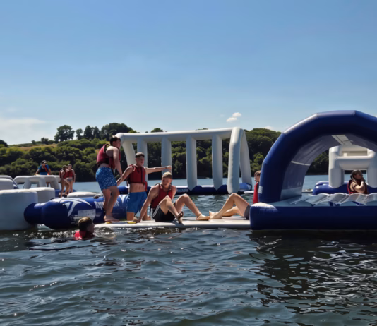Parc Dŵr Llys-y-frân i Wneud Sblash dros Wyliau’r Haf LYF Aqua Park 4