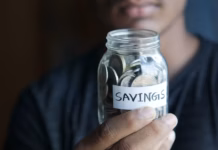 Households could save around £175 a year through two simple energy-saving changes photo 1633158829556 6ea20ad39b4f