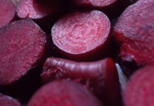 Pharmacist Explains the Superfood That Can Turn Your Stool Red photo 1744028982670 67ca067bedfa