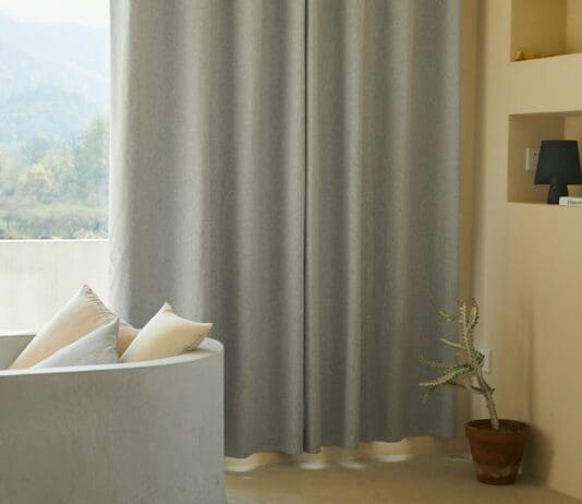 Wave curtains in a London home. Choosing fabric, track and stack width main 20261013102852 download 32d4a